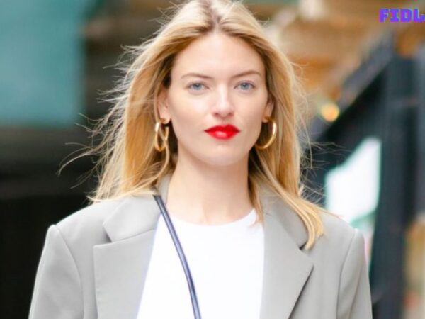 Martha Hunt Net Worth 2023